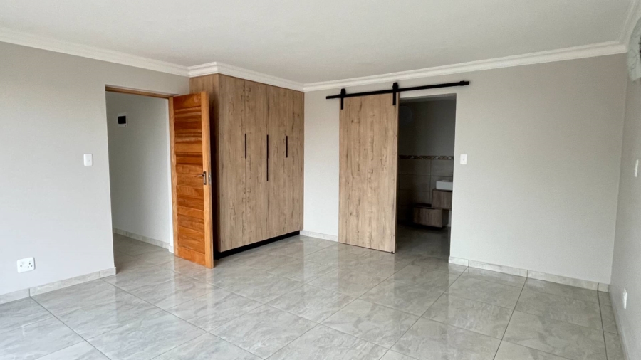 4 Bedroom Property for Sale in Dana Bay Western Cape